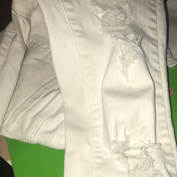 Flaw - Picture 4 of 5